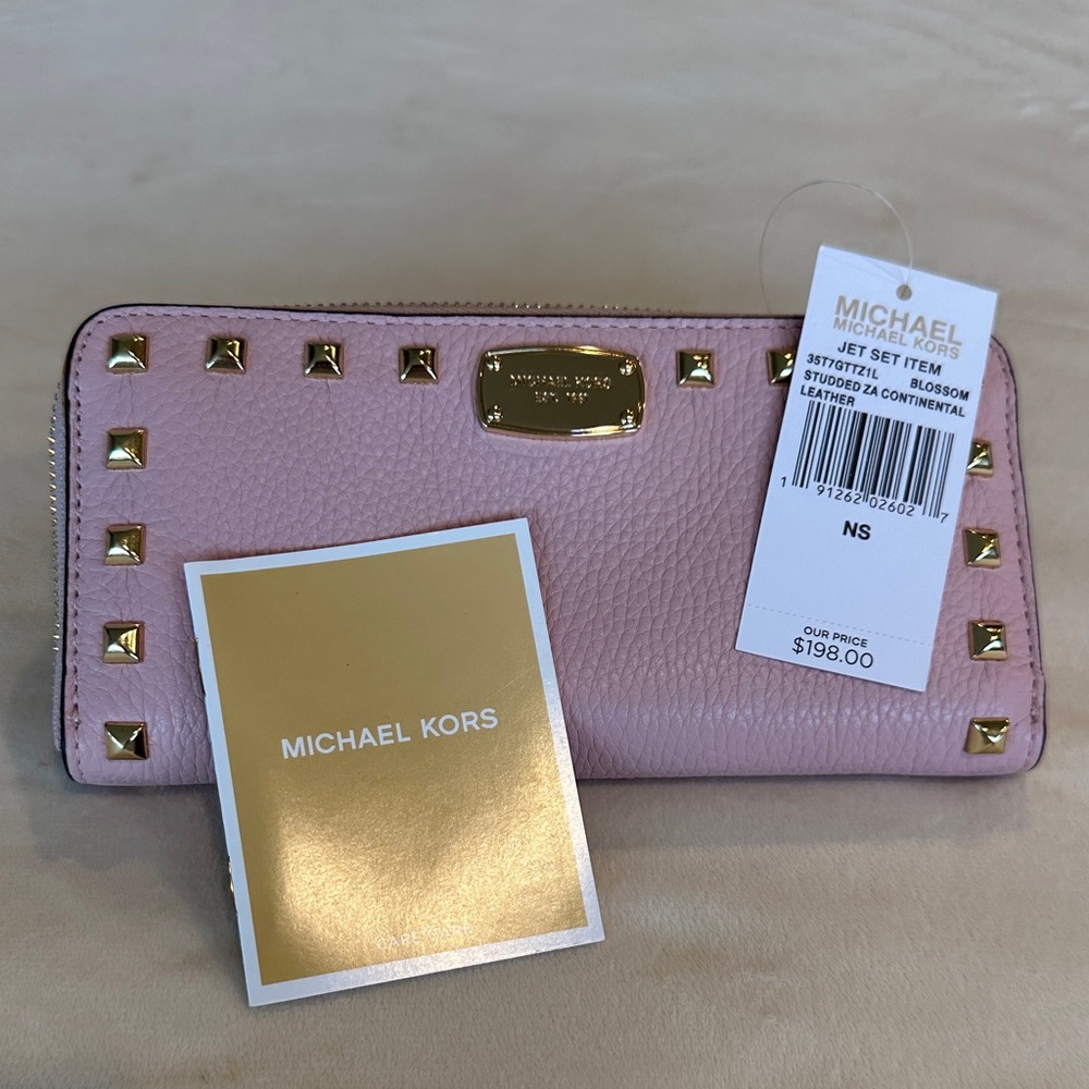 Michael Kors Blush Pink Wallet